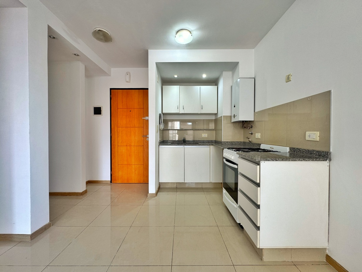 1 DORMITORIO - BARRIO MARTIN