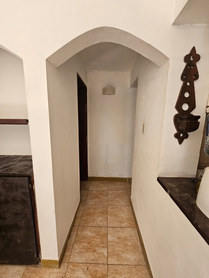 CASA CON PILETA - FUNES