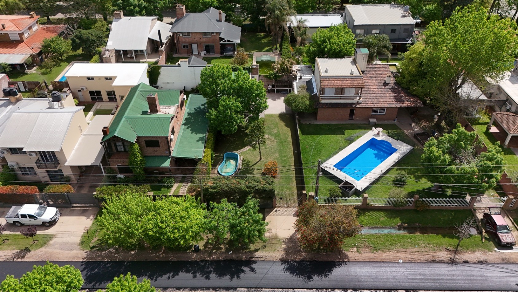 Funes te espera: casa con jardin y pileta