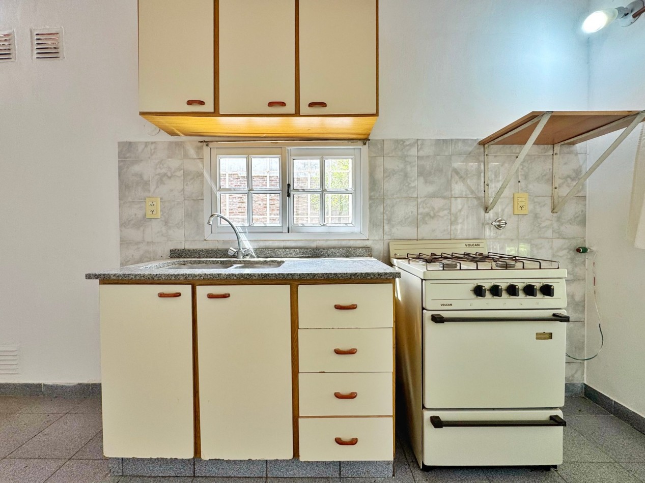 Funes te espera: casa con jardin y pileta